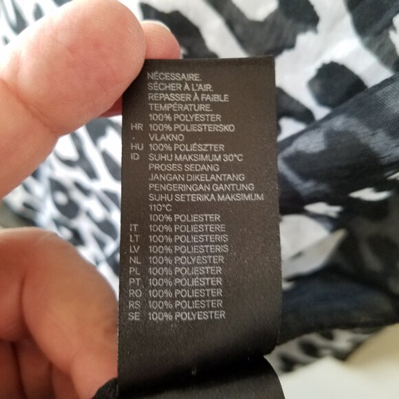 H & M Black and white leopard print sheer scarf - Picture 6 of 9